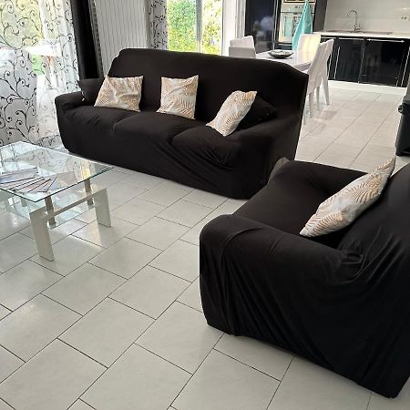 Petite Maisonette Adossee Mais Independante Avec Piscine Villa Peymeinade Exterior foto