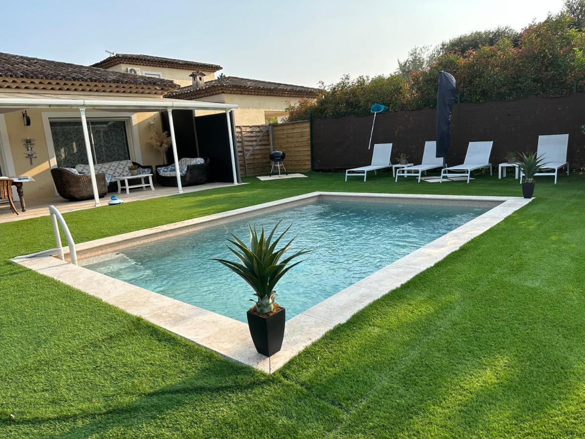 Petite Maisonette Adossee Mais Independante Avec Piscine Villa Peymeinade Exterior foto