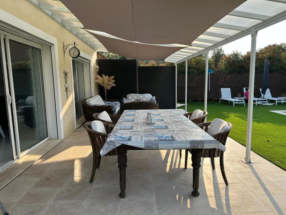 Petite Maisonette Adossee Mais Independante Avec Piscine Villa Peymeinade Exterior foto