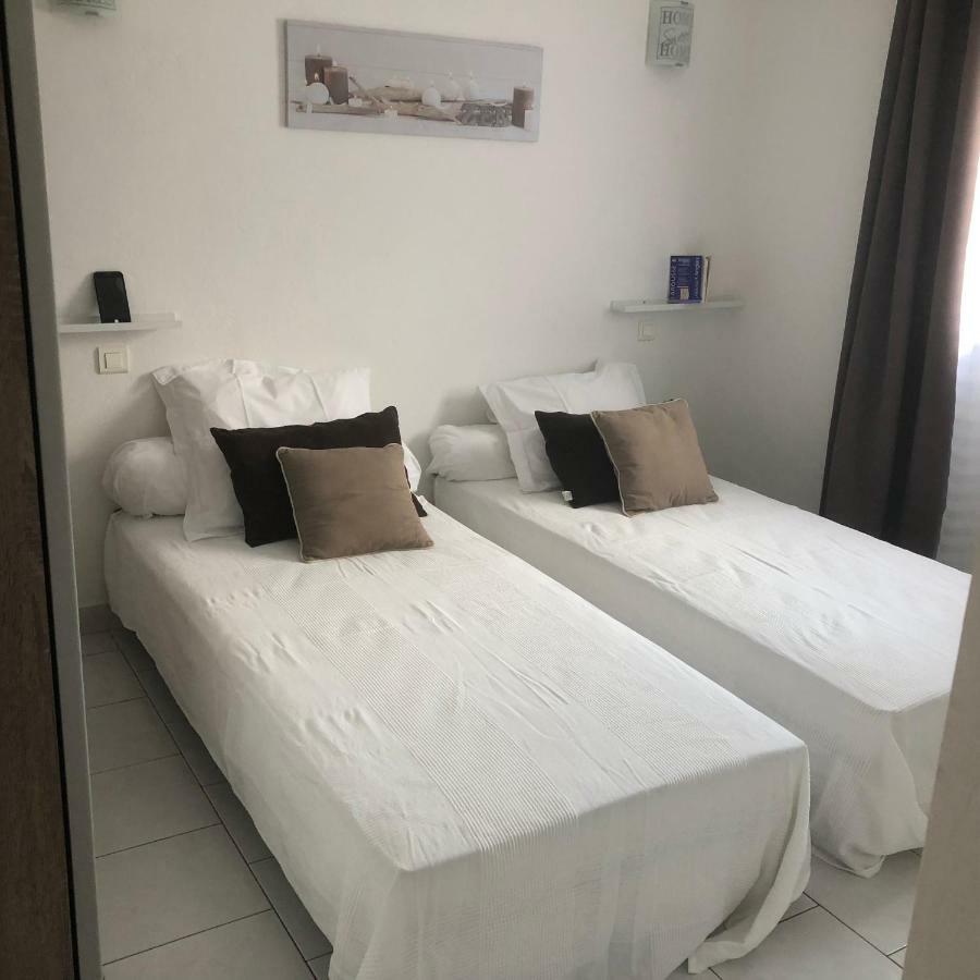 Petite Maisonette Adossee Mais Independante Avec Piscine Villa Peymeinade Exterior foto